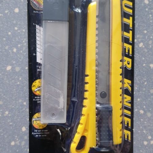 Paper Cutter knife with Extra Blade